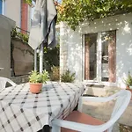Ana Apartment *