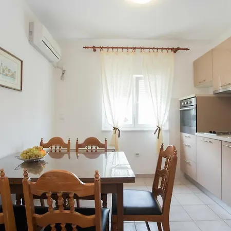 Ana Apartment Vodice