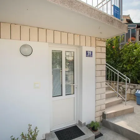 Ana Apartment