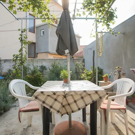 Ana * Vodice
