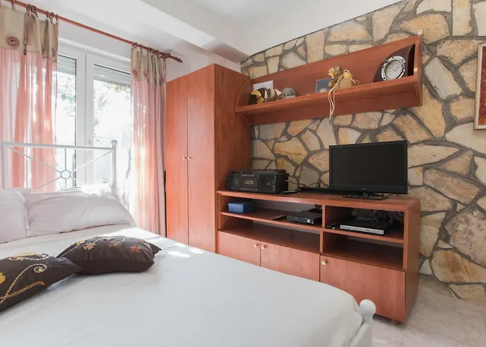 Ana Apartamento Vodice